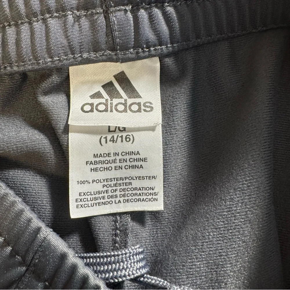 Adidas Boy’s Gray‎ sweatpants with White Stripes. Size L (14-16)